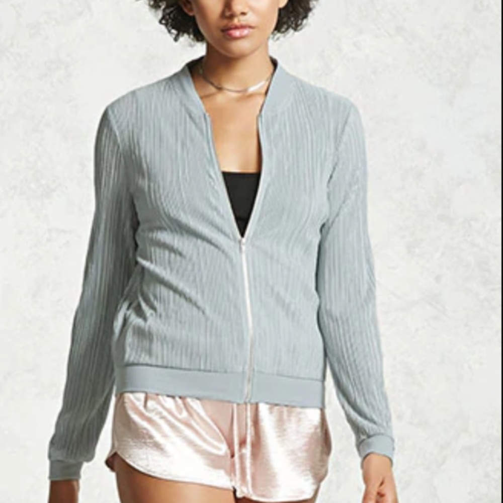F21 | Pleated bomber jacket